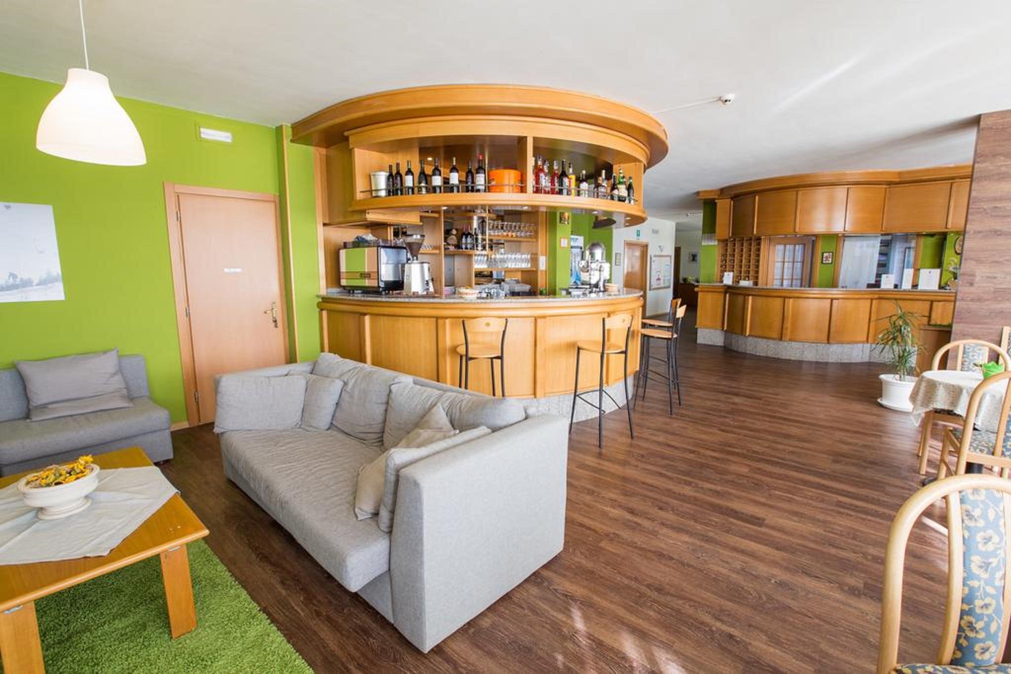 Hotel & Residence Montana ไฟเดลลาปากาเนลลา ภายนอก รูปภาพ