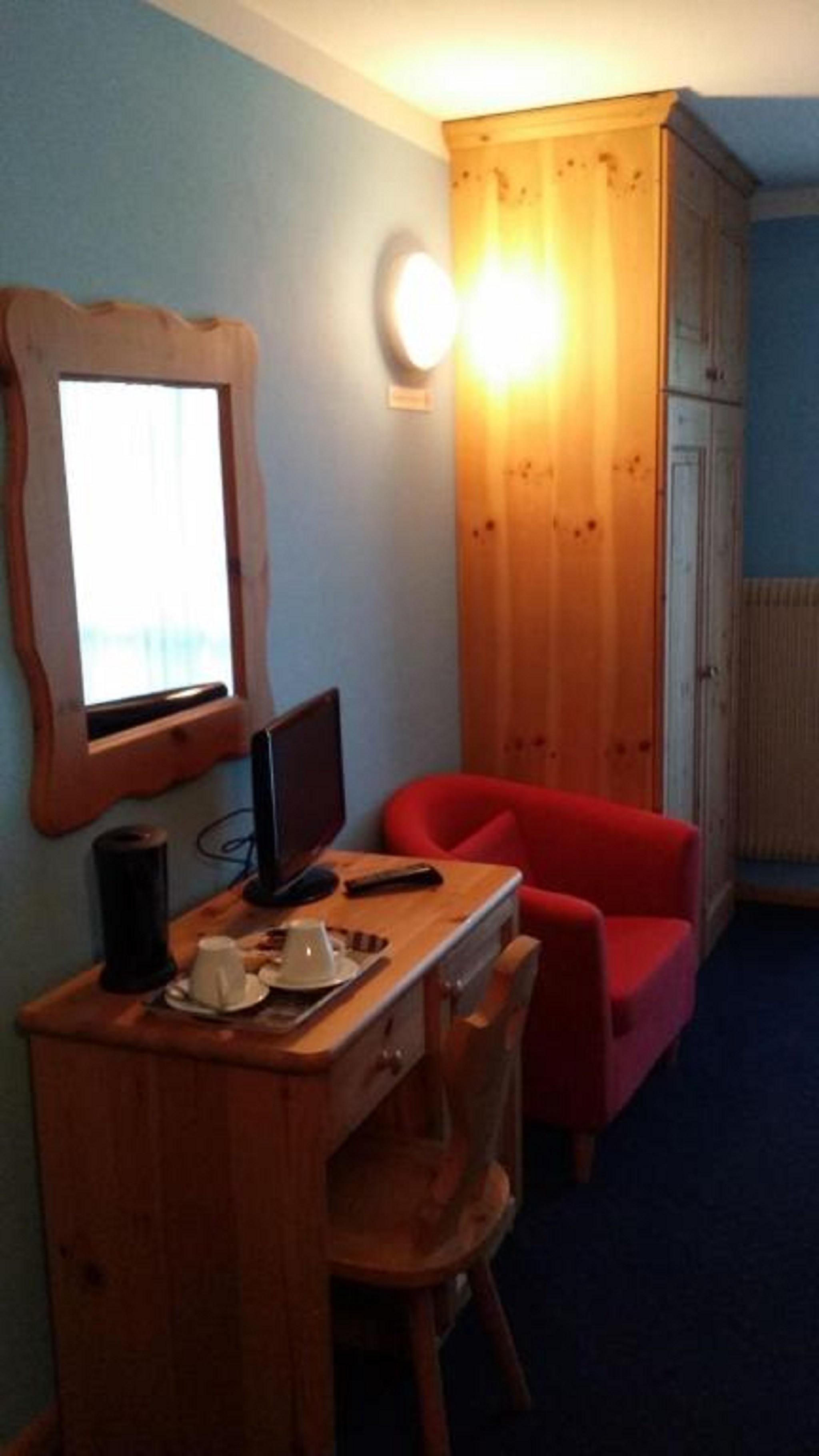 Hotel & Residence Montana ไฟเดลลาปากาเนลลา ภายนอก รูปภาพ