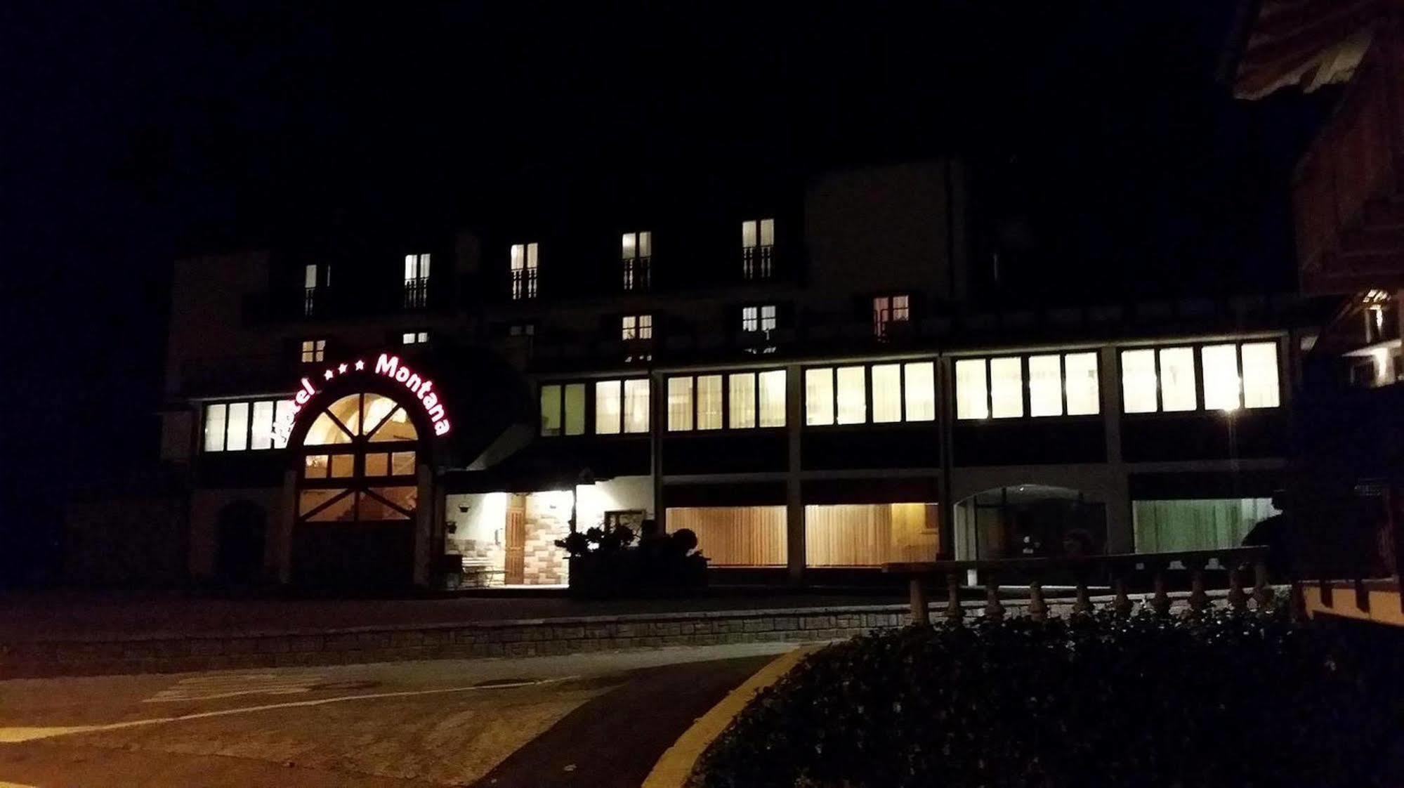 Hotel & Residence Montana ไฟเดลลาปากาเนลลา ภายนอก รูปภาพ