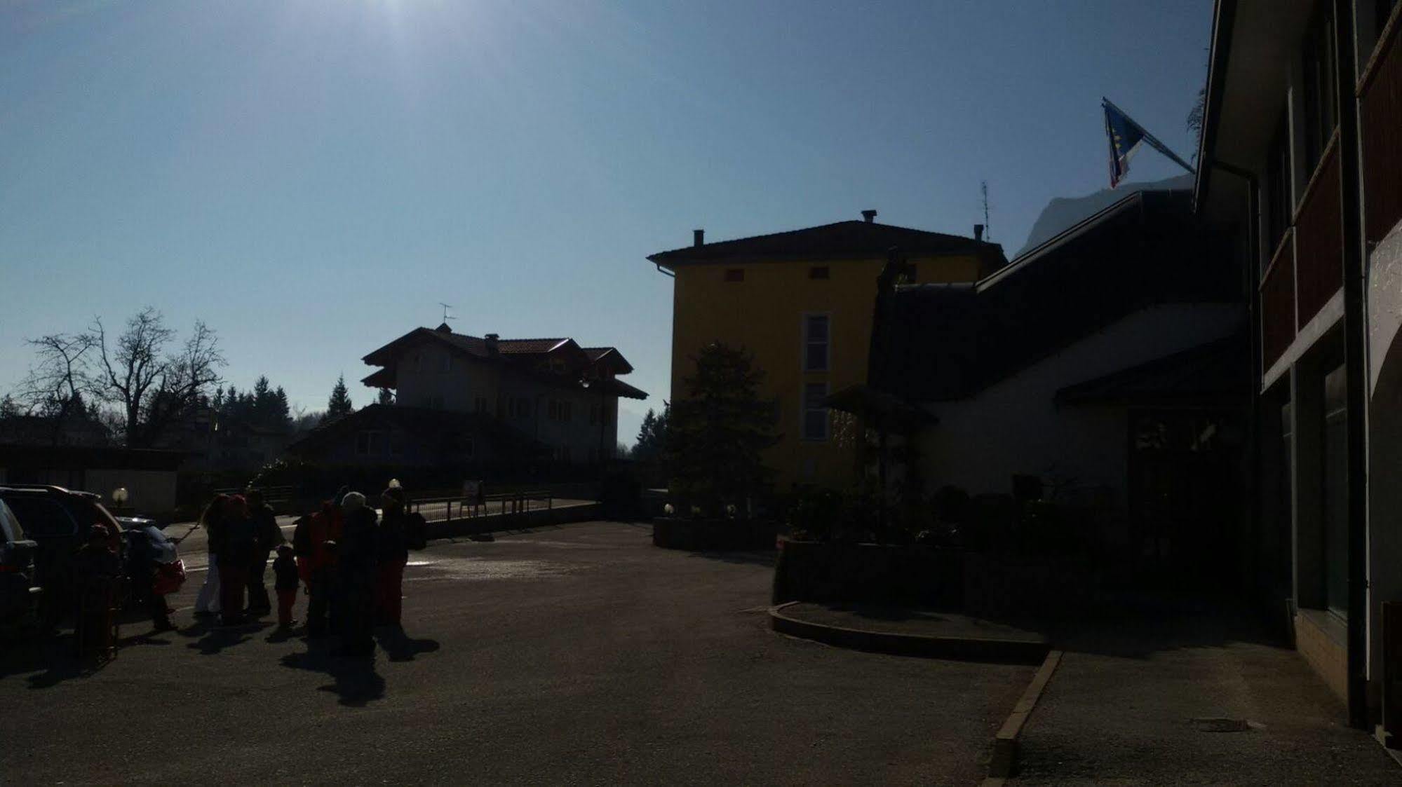 Hotel & Residence Montana ไฟเดลลาปากาเนลลา ภายนอก รูปภาพ